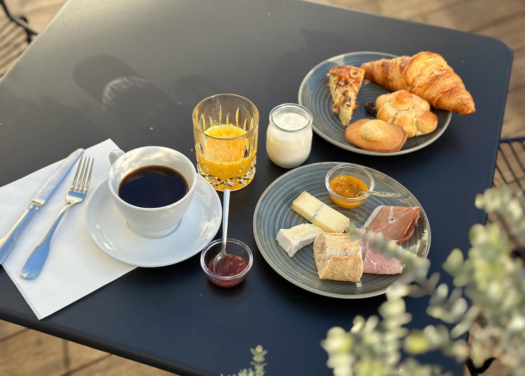 Franqueville-Saint-Pierre Logis Hotel & Restaurant Le Vert Bocage מראה חיצוני תמונה
